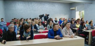 Arkiva kalon Online, e aksesueshme nga studentë e pedagogë