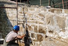 FOTOT/ 28 specialistë nga 6 shtete për restaurimin e urës 300-vjeçare në Përmet