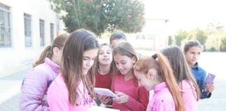 Bashkia Lezhë, bibliotekë lëvizëse që shkon në çdo shkollë