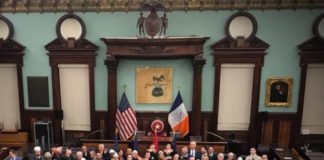 VIDEO/ Pavarësia, këngë e valle shqiptare në Këshillin Bashkiak të Nju-Jorkut