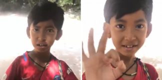 VIDEO/ Vogëlushi habit turistët, flet më shumë se 10 gjuhë për të shitur në rrugë