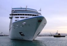 FOTOT/ Vjen në Durrës kroçera me qindra turistë nga 22 vende të Botës