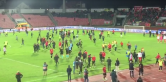 Gjesti fisnik në Elbasan, tifozit të Uellsit i kthejnë portofolin e humbur