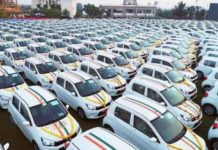 Ky është pronar, miliarderi dhuron 600 makina për punonjësit e tij