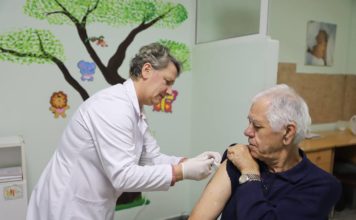 Gripi stinor, shpërndahen 100 mijë vaksina falas për të moshuarit