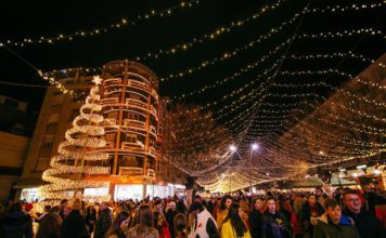 FOTOT/ “Parisi i Vogël” i Shqipërisë, më i bukur se kurrë