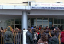 Universiteti i Mjekësisë heq tarifat e shërbimeve