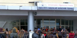 Universiteti i Mjekësisë heq tarifat e shërbimeve