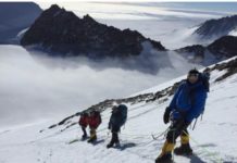 FOTO/ Shqiptarët e parë, babë e bijë vizitojnë majën më të lartë të Antarktikut
