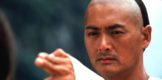 Udhëton me autobus, aktori i famshëm dhuron pasurinë 630 milionë dollarëshe