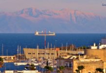 FOTOT/ Fotografi italian sjell perëndimin magjik të diellit në Himarë