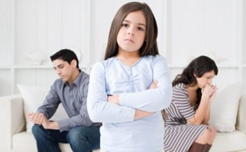 Mos i gënjeni kurrë fëmijët, e vërteta i bën më të fortë ndaj vështirësive. Ja studimi