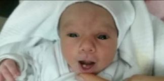 E rrallë/ Foshnja shqiptare lind me një dhëmb në gojë