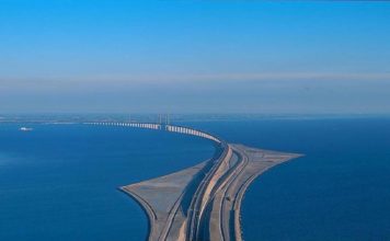 Kryevepra arkitekturore, ura që “zhytet” mes Danimarkës dhe Suedisë