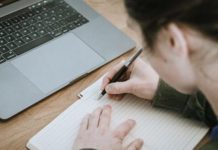 Të shkruarit me laps apo tastierë, ja cila është më mirë për trurin