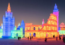 FOTOT/ Qytete prej akulli dhe bore, hapet festivali më i madh botëror