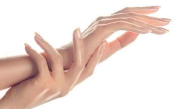 Zbritja e temperaturave, ja si të mbrojmë duart nga i ftohti