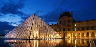 Rekord historik, muzeu i Luvrit në Paris u vizitua nga 10.2 mln turistë në 2018