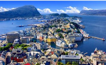 A e dini se kush është vendi më demokratik në botë? Njihuni me studimin! Ja 10 vendet e para