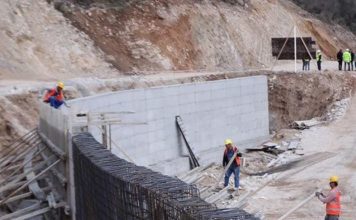 Fotot/ Ja sa kanë avancuar punimet në aksin strategjik Delvinë-Kardhiq