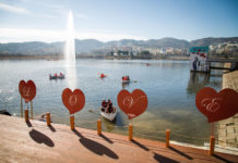 Përurohet “Moli i Dashurisë” në Parkun e Liqenit