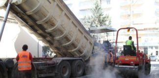 Fier, asfaltim lagjeve të brendshme të qytetit