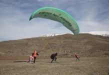 Nis kampionati i tetë i fluturimeve nga ajri në Gjirokastër