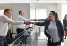 Drejtoria e Transportit Rrugor në Elbasan është rikonstrutuar, ndërkohë një zyrë e re pritet të hapet në Gramsh