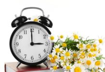 Përgatituni! Nesër ndryshon ora. Ja si lëvizin akrepat