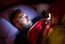 Punoni në kompjuter apo përdorni shumë telefonin? Mbroni sytë dhe trurin me këto 3 ushqime