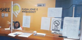 Edhe sot, sportelet dhe arkat e OSHEE do të jenë të hapura për abonentët