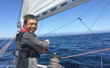 Foto/ Një marinar i verbër përshkon Paqësorin pa ndalesa