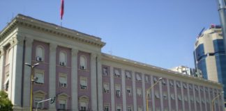 Mundësi për praktikë tremujore në Kuvend