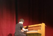 Pianistja me aftësi të kufizuar, koncert recital në ndihmë të fëmijëve