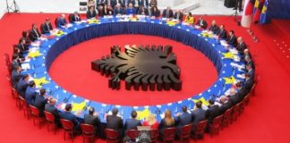 Shqiptarët e Malit të Zi dhe Maqedonisë së Veriut s’kanë më nevojë për leje pune në Shqipëri