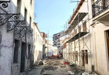 Drejt përfundimit rruga në qendrën historike të Vlorës