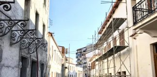 Drejt përfundimit rruga në qendrën historike të Vlorës