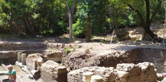 Butrint, vijon projekti kërkimor “Forumi Romak”