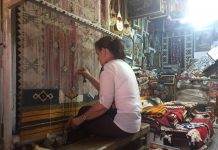 Tradita e punimit të qilimave në tezgjah, njihuni me Dallëndyshen nga Kruja