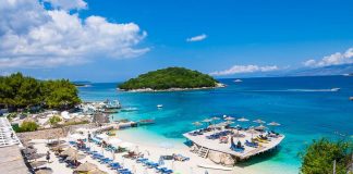 Lajmi nga Franca: Ia vlen të zbuloni sharmet e Shqipërisë, ka plazhe përrallore