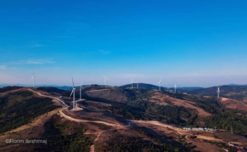 Këto pamje nuk janë as në Holandë e as në Itali, por në trojet shqiptare (Fotot)