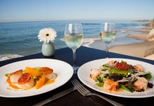 Çfarë duhet të hamë në verë? Ja ushqimet që luftojnë vapën dhe ju japin energji