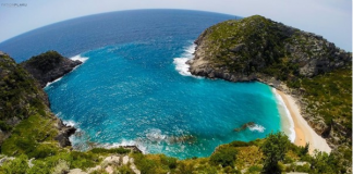 Në 6 muajt e fundit, mbi 2 milionë turistë hynë në Shqipëri