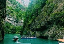 Portali më i madh në Izrael: Shqipëria është një vend magjepsës për turistët