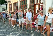 6.4 milionë turistë të huaj për 2019/ Ja sa miliard euro shpenzuan në Shqipëri