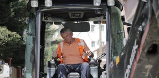 Tiranë, ndërhyrje në dy zona për rrjetin e ujësjellës-kanalizimeve