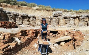 Ndërhyrje rehabilituese dhe konservuese në nekropolin e Parkut Arkeologjik të Amantias