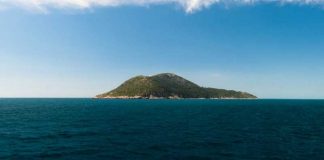 Agjencia italiane ‘Siviaggia’: Ishulli i Sazanit duhet vizituar të paktën një herë në jetë