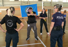 Shqiptari që trajnon FBI dhe ‘SWAT’, një nga 10 instruktorët elitë në gjithë botën