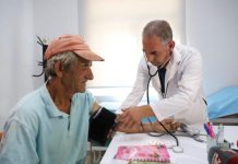 Banorët e Vunoit me një ambulancë tërësisht të rehabilituar